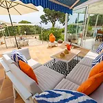 Holiday home Valerie's Lux Summer House