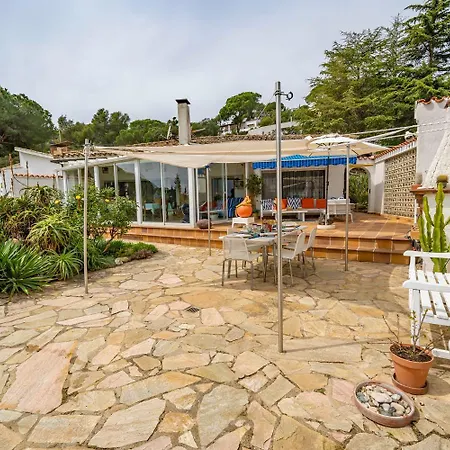 Holiday home Valerie's Lux Summer House